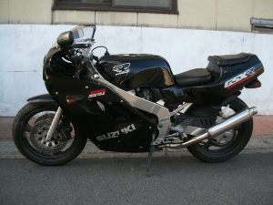 SUZUKI/XYL  GSXR400(88') GK73A-1021