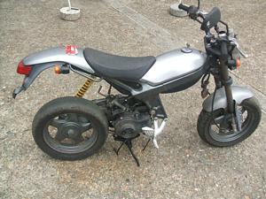 SUZUKI ストリートマジック50 CA1LA-1005