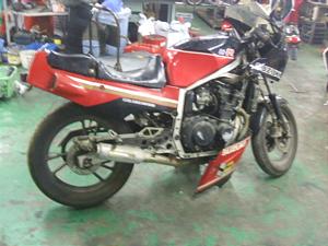 SUZUKI GSXR400 GK71B-1103