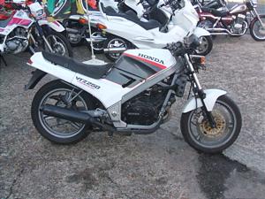 HONDA VTZ250 MC15-1023