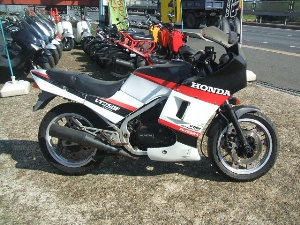 HONDA/z_ VT250F MC08-1140