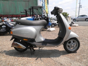 PIAGGI/sAWI@xXp4ev50/Vespa ET4@ZAPC2610