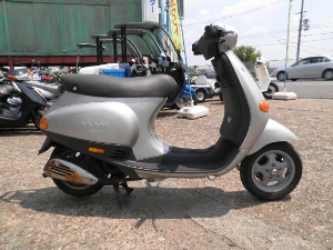 PIAGGI/sAWI@xXp4ev50/Vespa ET4@ZAPC2610