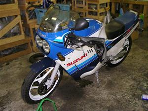SUZUKI GSXR750 GR71F-1050