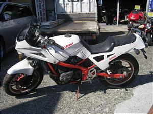 SUZUKI GSX400Xインパルス GK71E-1050