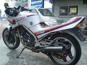 HONDA  VT250F   MC08-1099