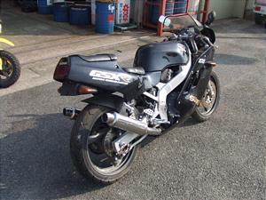 SUZUKI  GSX-R 400 (89N)  GK73A-1087