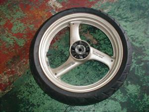 GSXR250 リアホイール GJ73A-1045