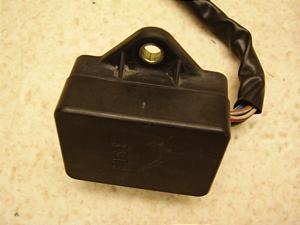 GB250Nu}/ Nu}250/ CLUBMAN   q[YBOX MC10-1036