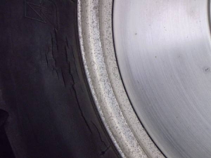 V45}Oi/ V45 MAGNA AzC[^C RC28-1000