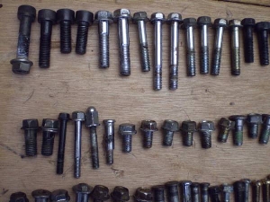 V45}Oi/ V45 MAGNA lW{gibgꎮ RC28-1000