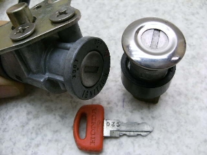 WC50/ JOY (12V) L[Zbg TB08-1030