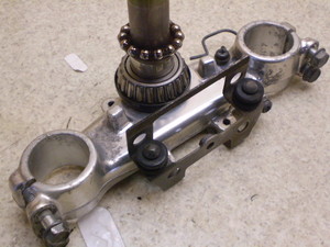 Z[225/ SEROW225 Xe 4JG-1131