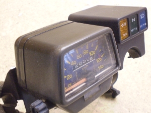 Z[225/ SEROW225 [^[ 1KH-0160