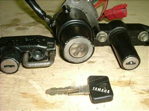 FZR400 L[Zbg 1WG-0513