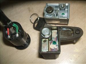 gJu50 L[Zbg AA01-3013