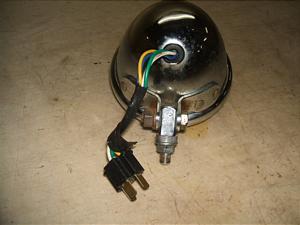 Z[225/ SEROW225 wbhCg 4JG-1332