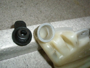 WO AvI50/ JOG APRIO   IC^N 4JP-8303
