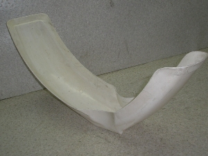 Z[225/ SEROW225 tgtF_[ 1KH-0240