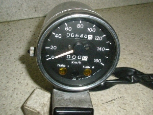 Cg[_[400/ Intruder400  [^[ VK51A-1032