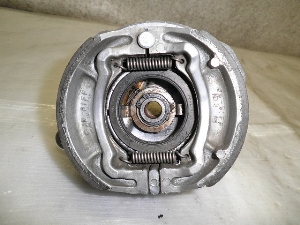 バンバン50/ VanVan50 フロントブレーキドラム RV50-3371