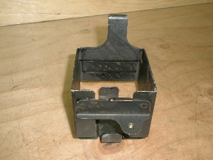 {rBLB80(6V)/ BOBBY/ {r[   obe[BOX 1M4-0011