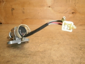 r[m50/ Vino  CL[BOX 5AU-0006