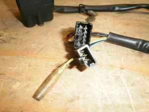 {eB[250/ {eB250/ Volty  nhXCb`E NJ47A-1016