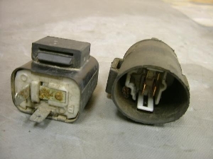 ZXR250-1 リレー2個 ZX250A-0125