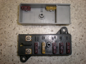 GSX400(12V) q[YBOX GK77A-1068