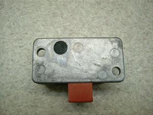 `v50/ CHAMP  M^[ 54V-3029