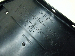 LR CARO100/ KYMCO/ J[ ACi[tF_[ RFBS620FB31700