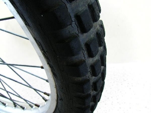 TL125 tgzC[^C JD06-1004