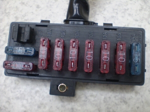 V45}Oi/ MAGNA  q[YBOX RC28-1000