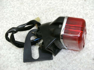 r[m50/ Vino  e[v 5AU-