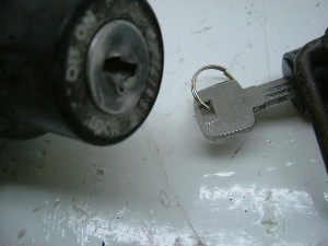 DT125 L[Zbg 34X-0007