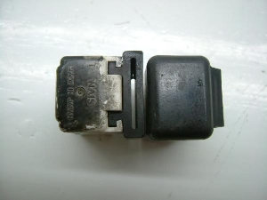 uR225/ BRONCO  s[ 2P 5BT-0075