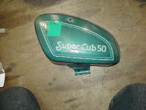 カブ50/ CUB50 サイドカバー右