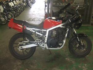 SUZUKI GSXR400 GK71B-1045