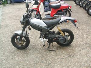 SUZUKI ストリートマジック50 CA1LA-1005
