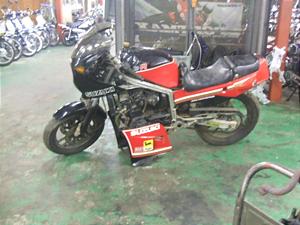 SUZUKI GSXR400 GK71B-1103