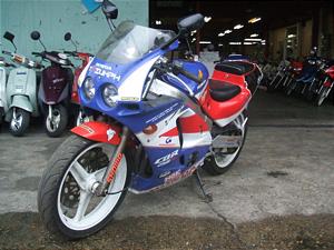 HONDA  CBR250R  MC19-1001