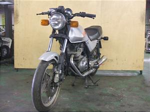 SUZUKI GSX250E GJ51B-1059