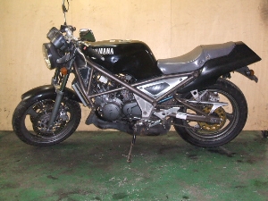 YAMAHA/}n@R1-Z@3XC-0004