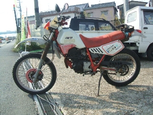 YAMAHA/}n SERROW/Z[225 1KH-0009