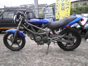 HONDA/z_ VTR250V2S@MC33-1003