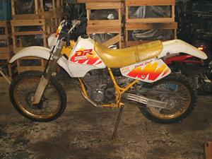 SUZUKI@DR250S@SJ44A-1057