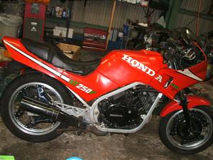 HONDA/ホンダ VT250F MC08-1076