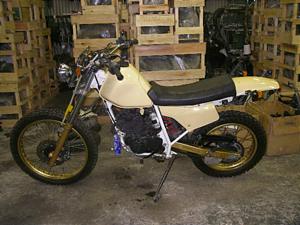 HONDA/ホンダ XLR250R MD16-1009