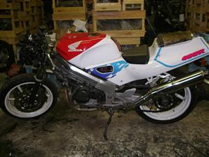 HONDA/ホンダ VFR400R NC30-1100